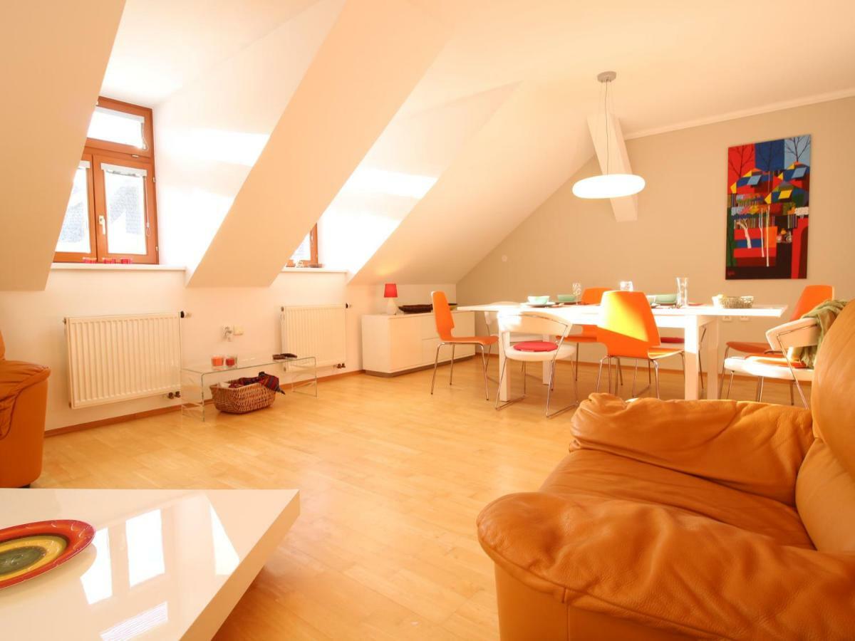 Apartamento Zaverka Near Castle Praga
