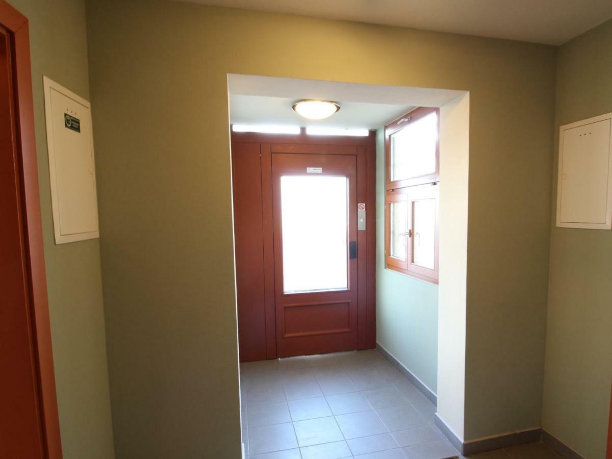 Apartment Zaverka Near Castle *
